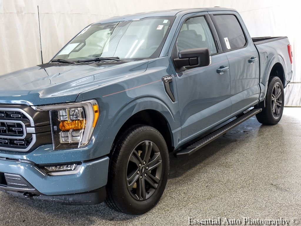 Used 2023 Blue Ford XLT image 4