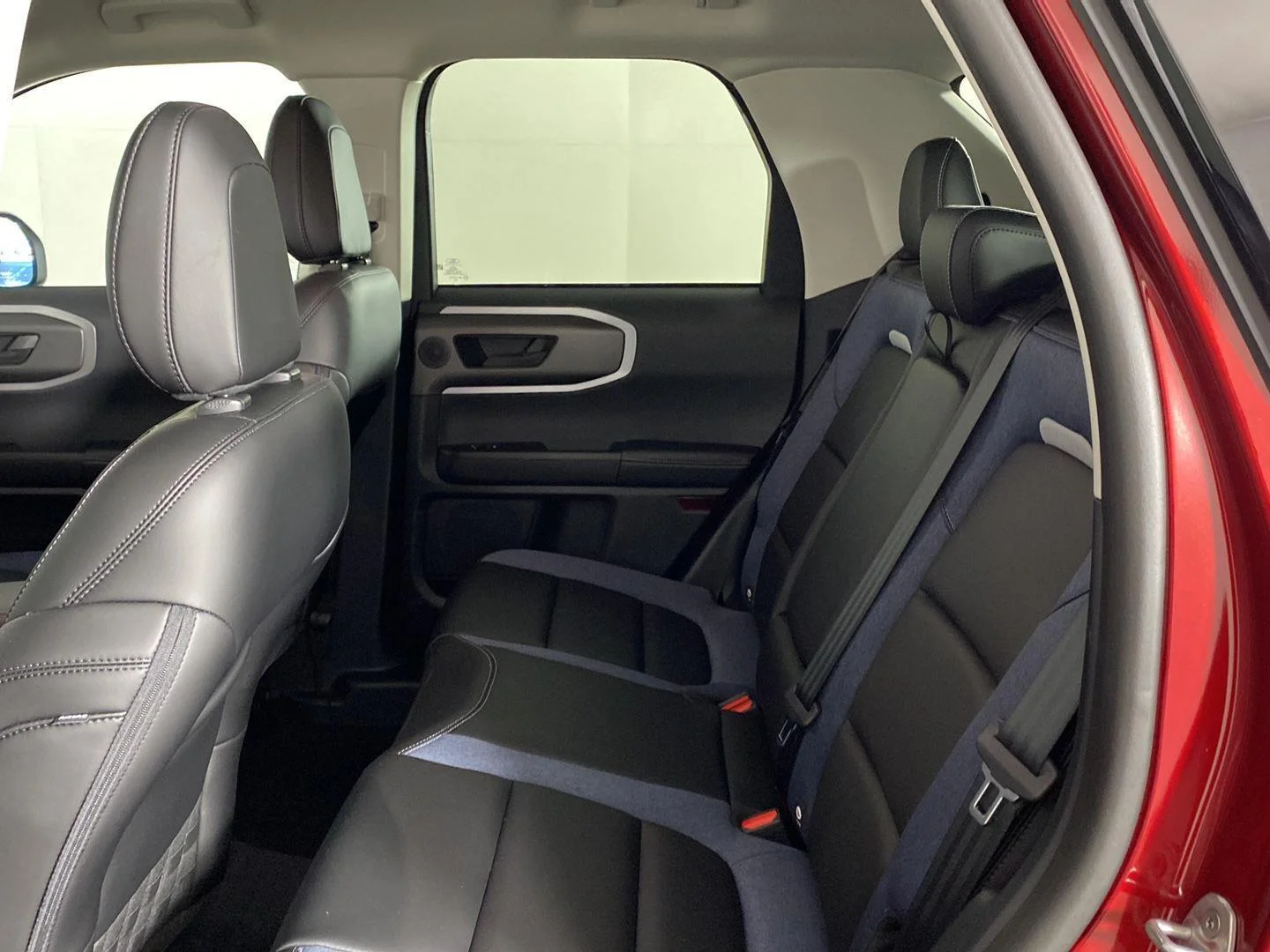 New 2025 Ruby Red Metallic Ford Outer Banks image 26