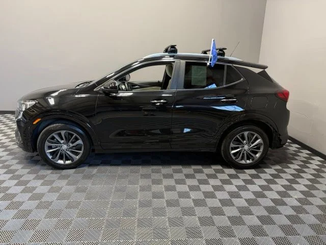 Used 2022 Black Buick Preferred image 6