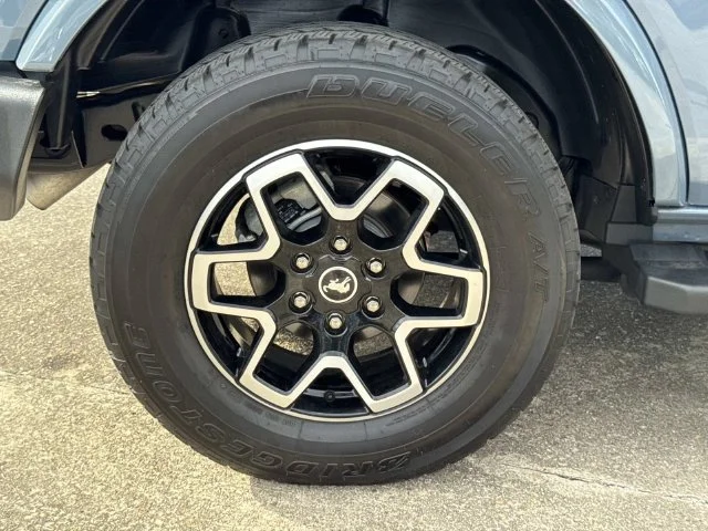 Used 2024 Gray Ford Outer Banks image 27