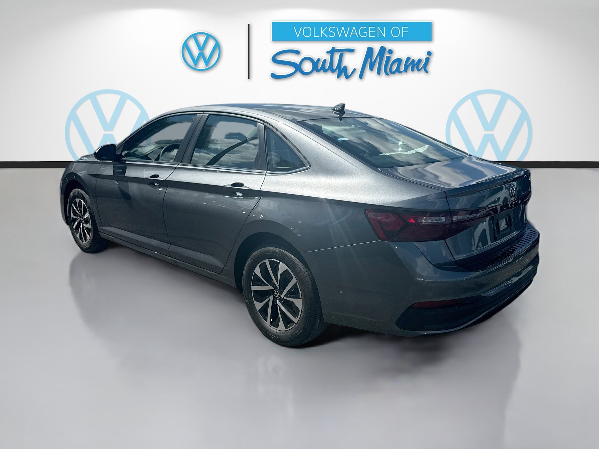 New 2027 Platinum Volkswagen S image 5