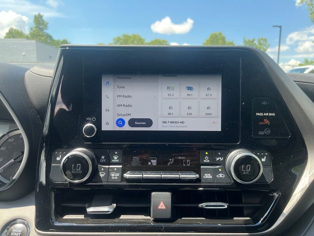 Used 2023 Silver Toyota XLE image 16