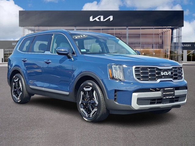 Certified Pre-Owned 2024 Kia Telluride S
