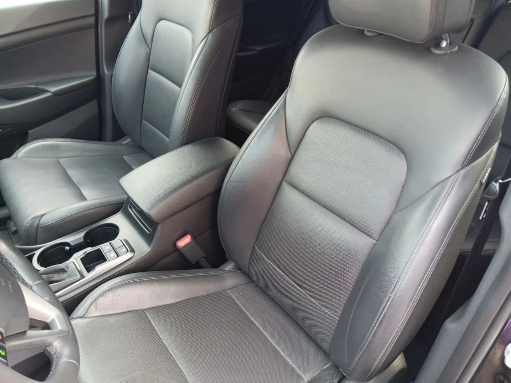 Used 2018 Black Noir Pearl Hyundai Limited image 27