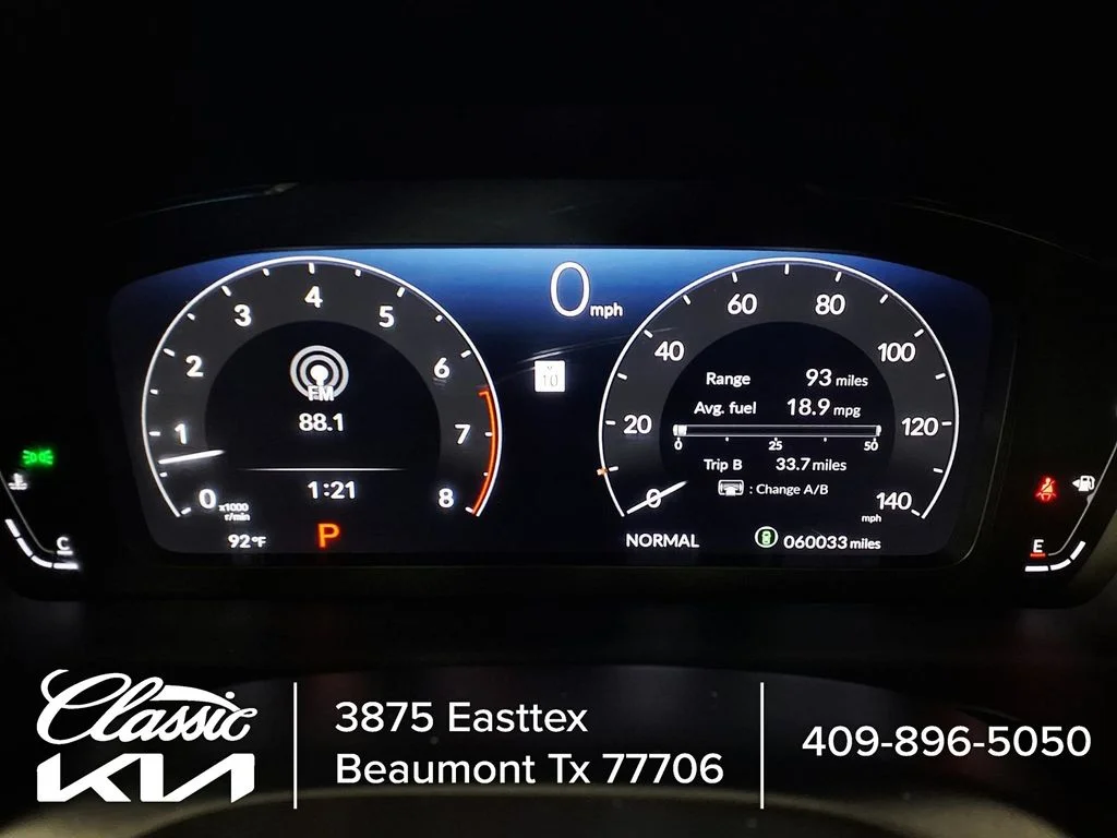 Used 2023 Blue Honda Elite image 19
