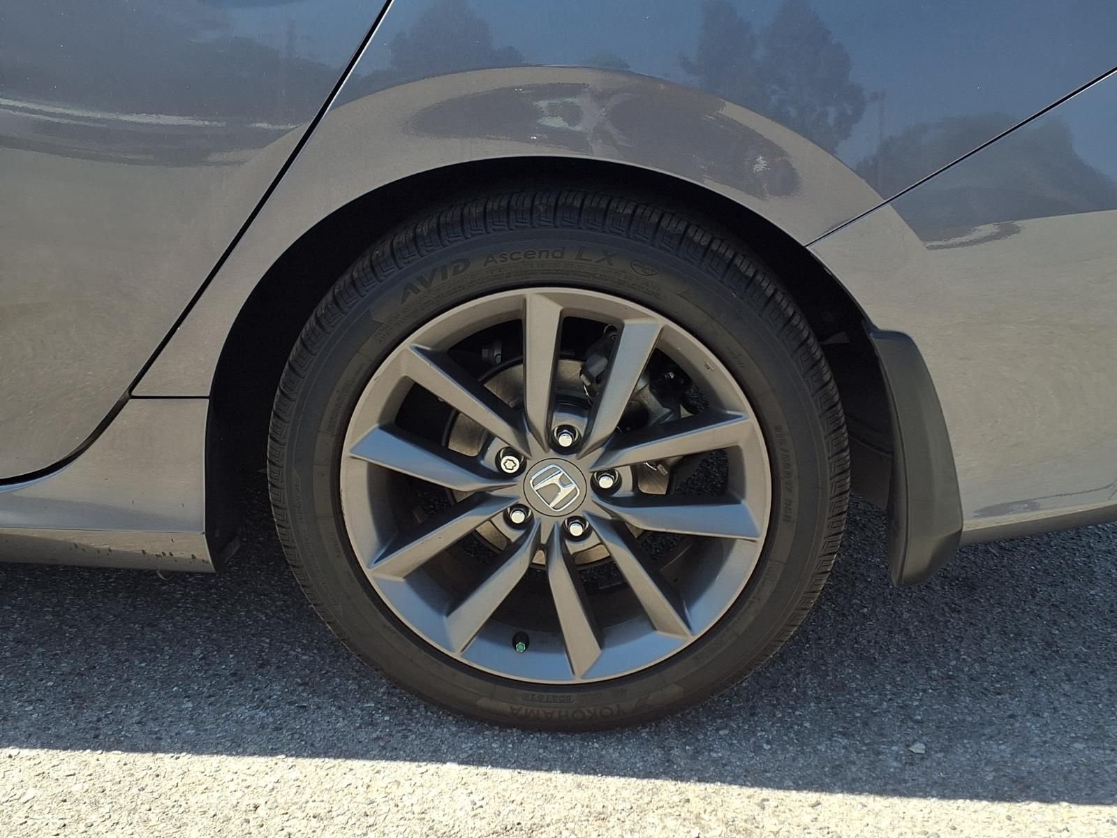 Used 2020  Honda EX-L image 4