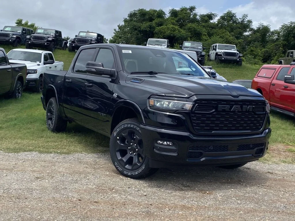 New 2026 Diamond Black Crystal Pearlcoat RAM Big Horn/Lone Star image 32