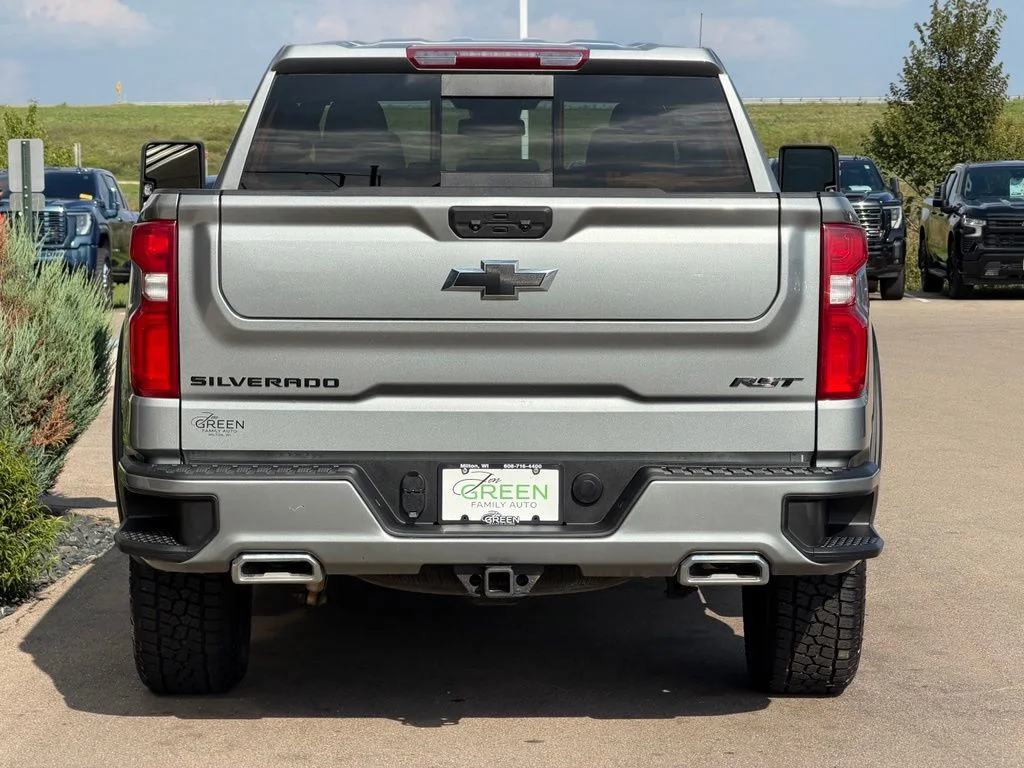 Used 2024 Gray Chevrolet RST image 8