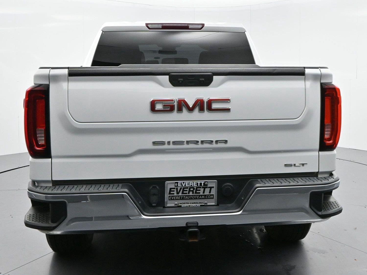 Used 2022 Summit White GMC SLT image 6