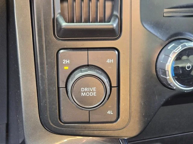 Used 2023 Black Ford XLT image 31