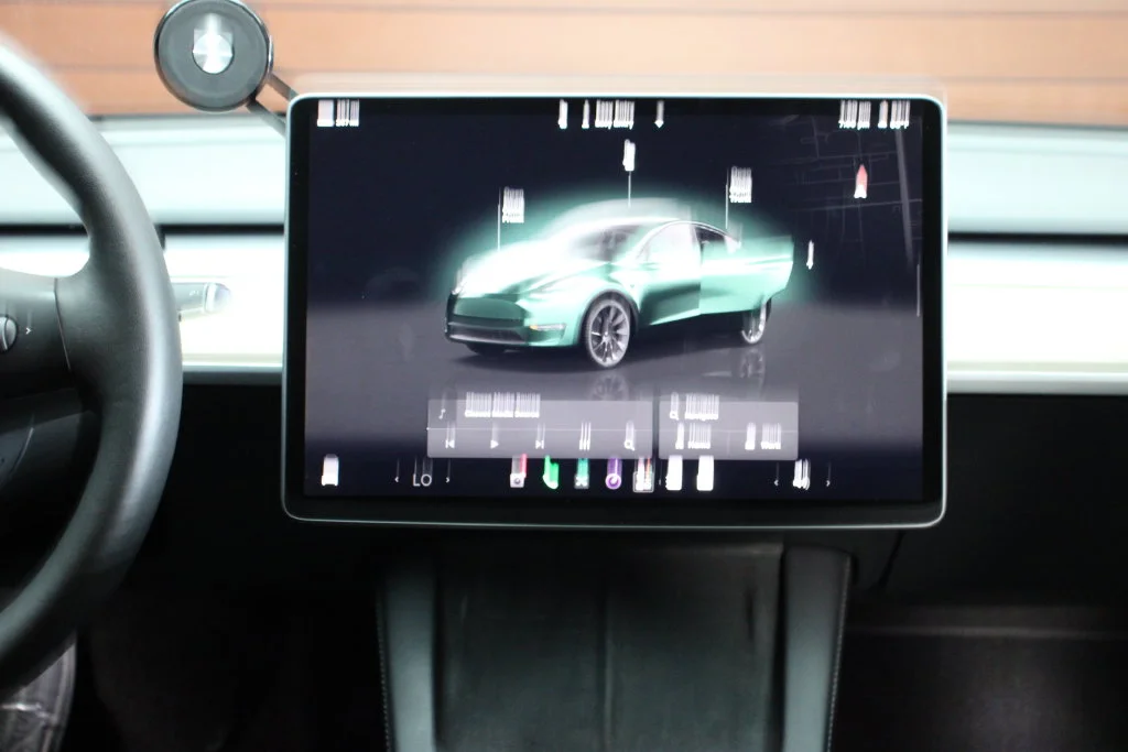 Used 2022 Pearl White Multi-Coat Tesla Long Range image 14