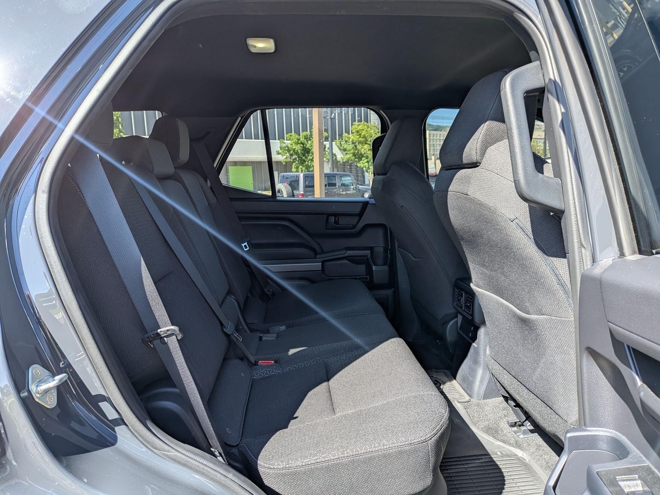 Used 2025 Underground Toyota SR5 image 28