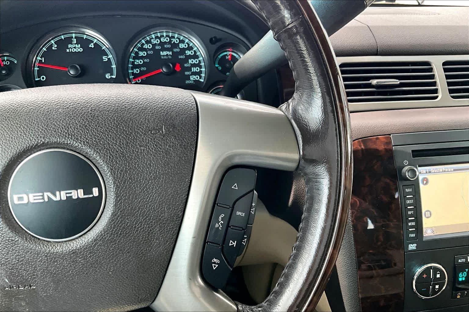 Used 2012 White Diamond Tricoat GMC Denali image 24
