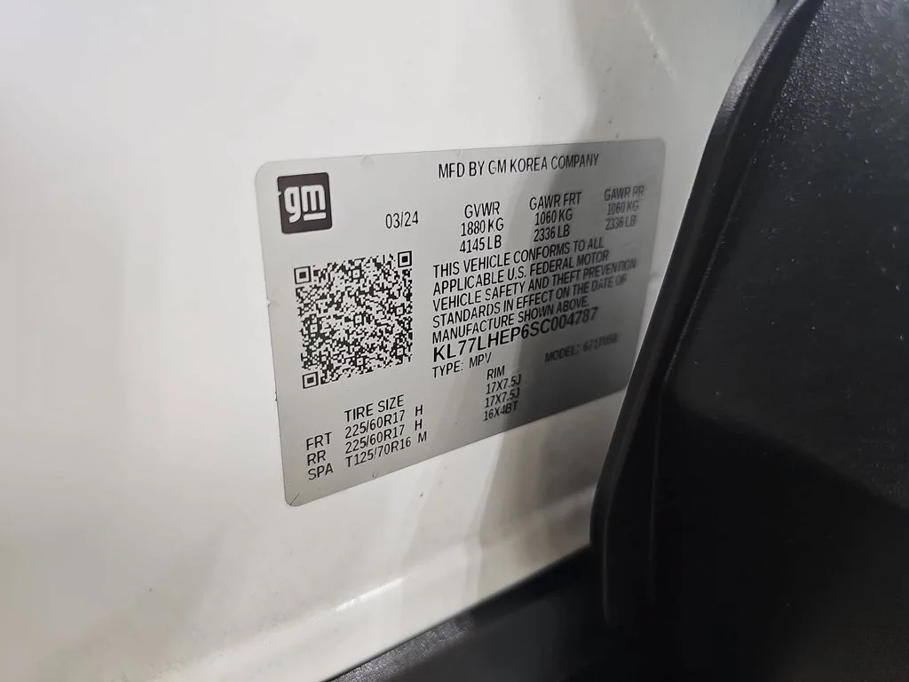 Certified Used 2025 White Chevrolet LT image 40