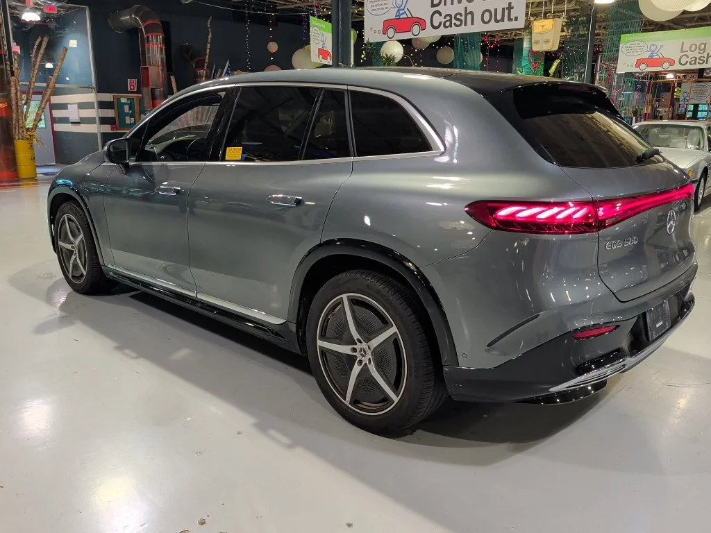 Used 2023 Gray Mercedes-Benz 580 image 16