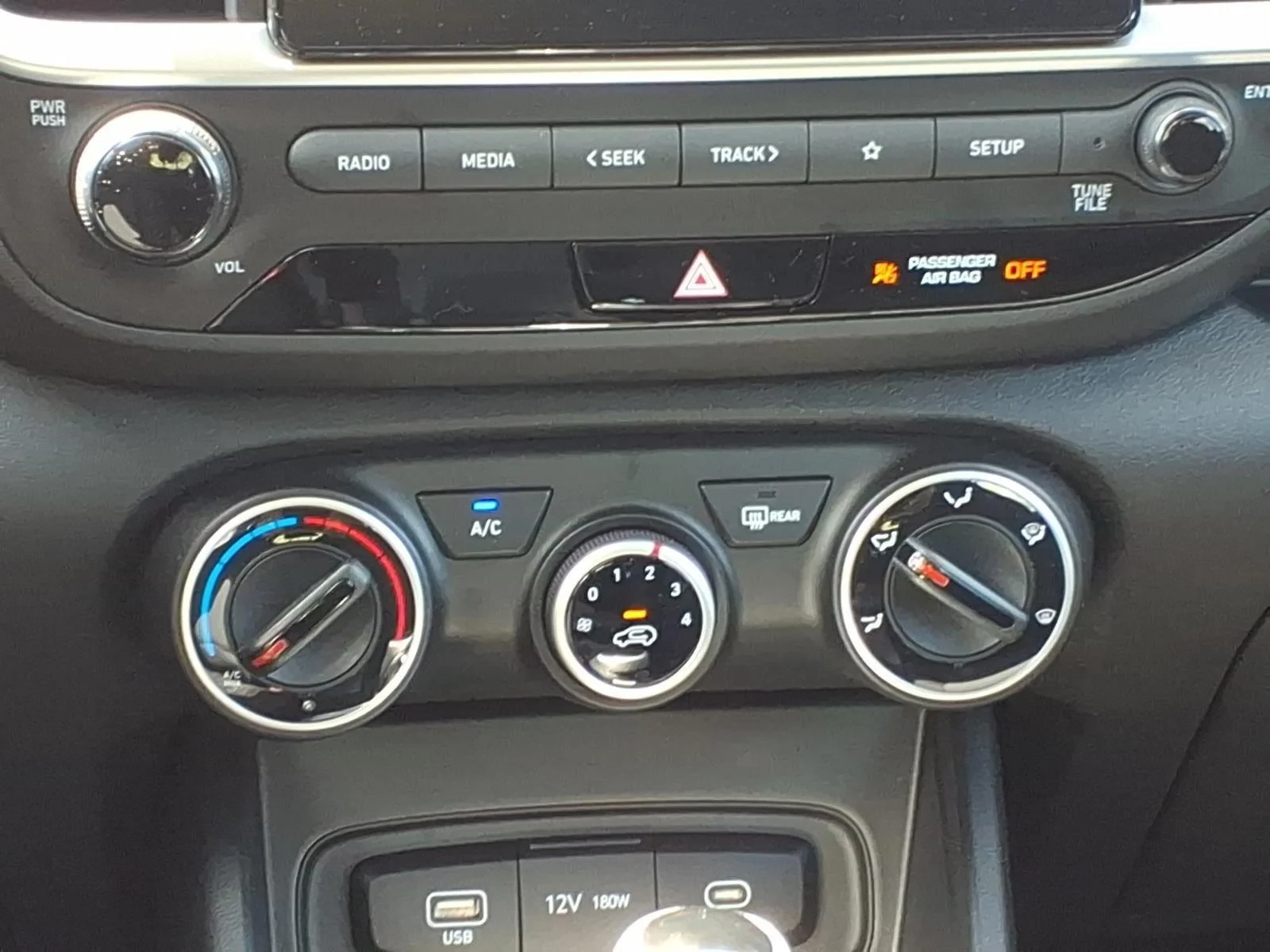 New 2026 Ecotronic Gray Hyundai SE image 19