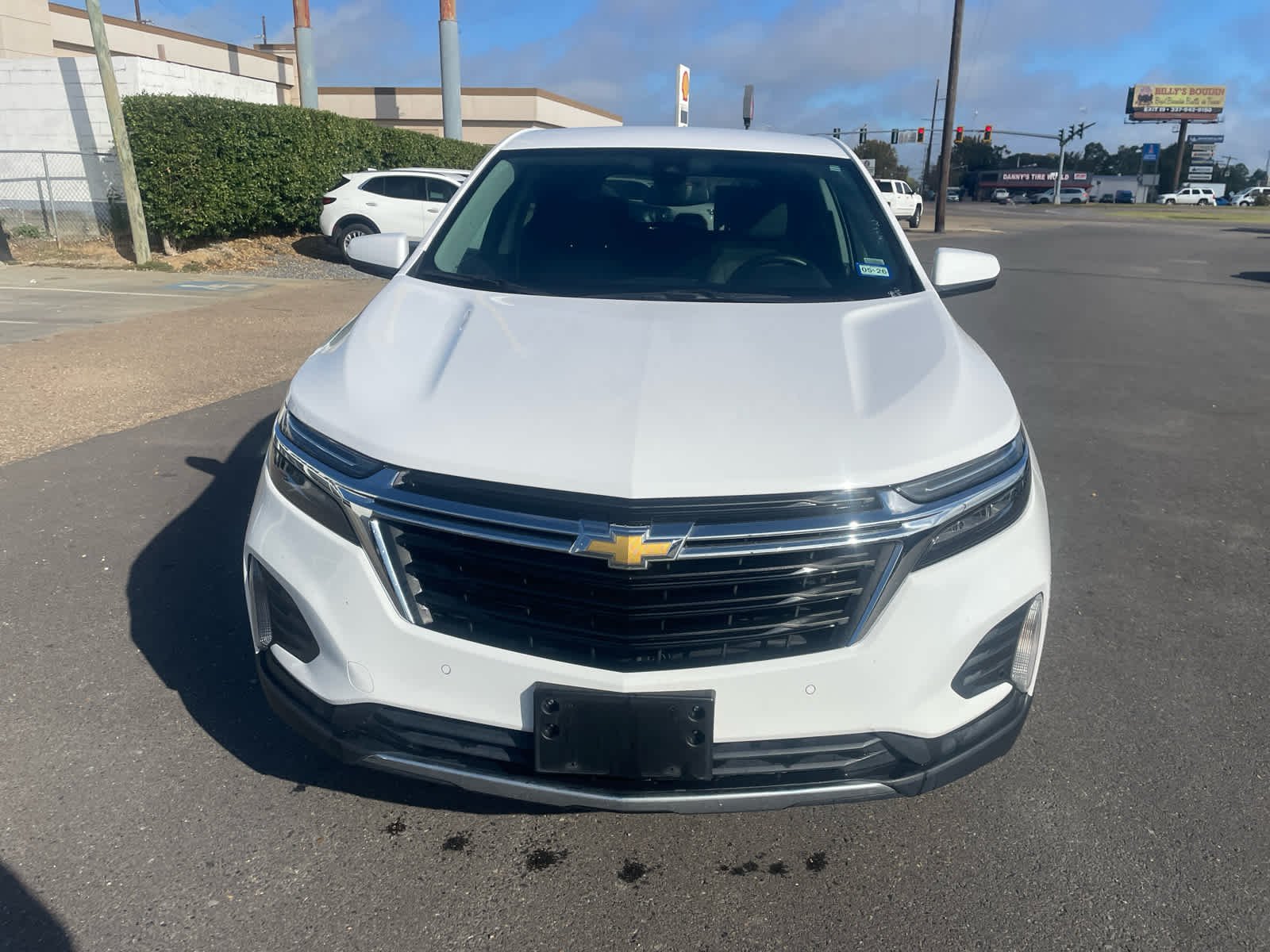 2024 Chevrolet Equinox LT photo 3