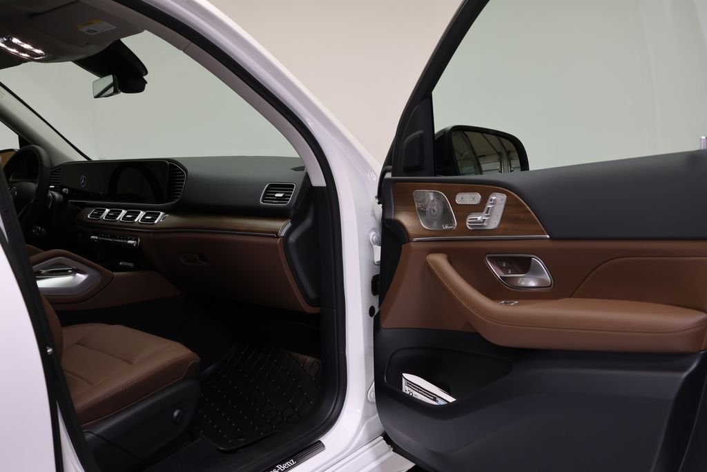 Used 2026 Polar White Mercedes-Benz GLE 350 image 48