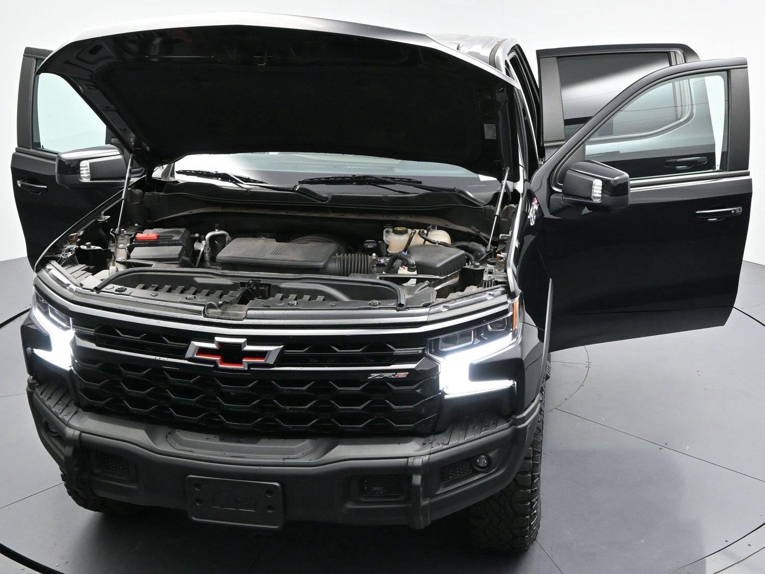 Used 2023 Black Chevrolet ZR2 image 44