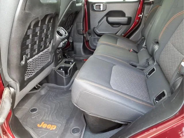 Used 2022 Red Jeep Mojave image 16
