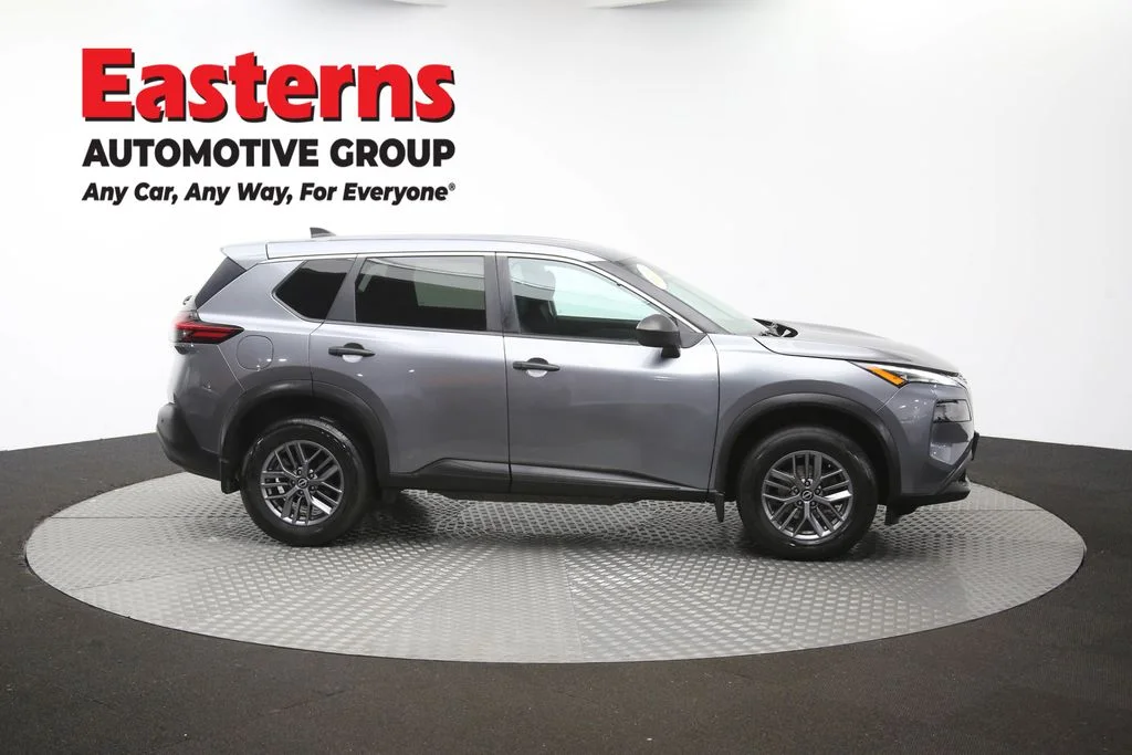 Used 2023 Gray Nissan S image 46