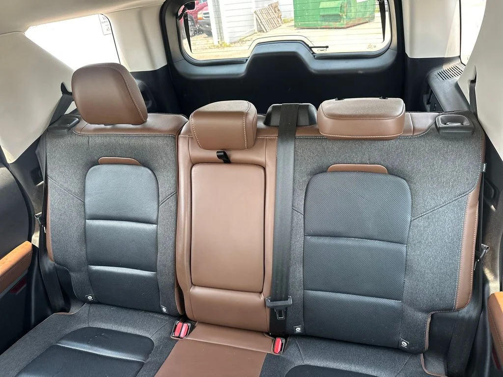 Used 2021 Brown Ford Outer Banks image 18