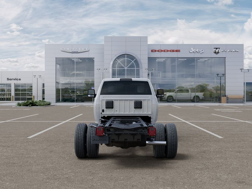 2025 RAM 3500 Chassis Tradesman - Photo 7