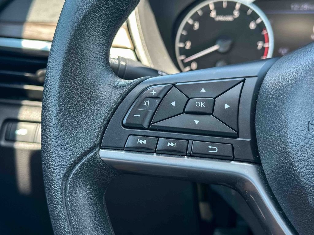 2025 Nissan Altima SV - Photo 28
