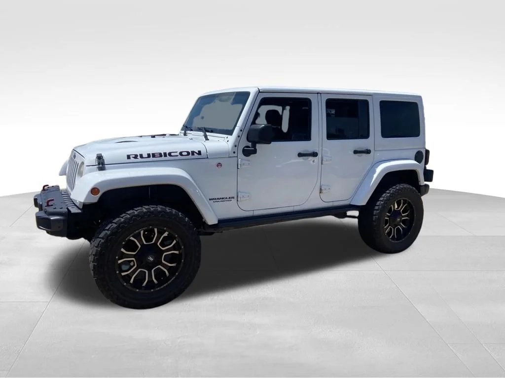 Used 2017 White Jeep Unlimited Rubicon image 27