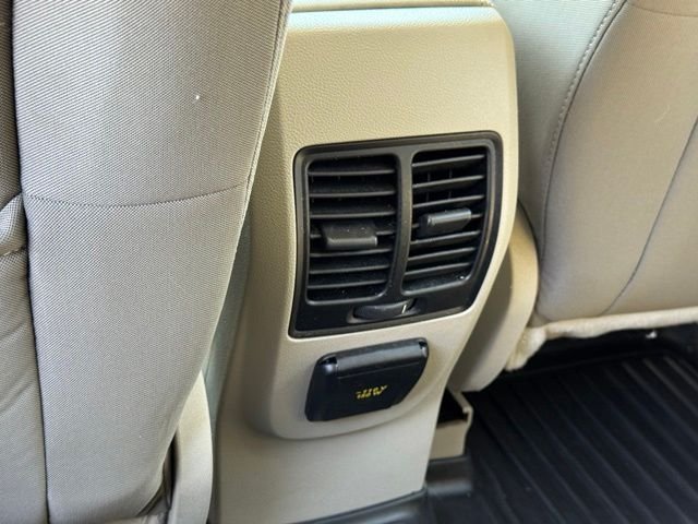 Used 2014 White Ford SE image 34