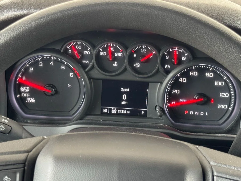 Used 2023 Gray Chevrolet Custom image 30