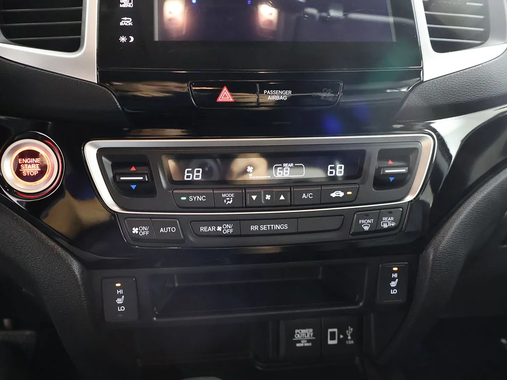 Used 2019 Crystal Black Pearl Honda RTL-E image 56