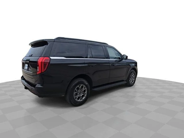 Certified Used 2025 Agate Black Metallic Ford Active image 8