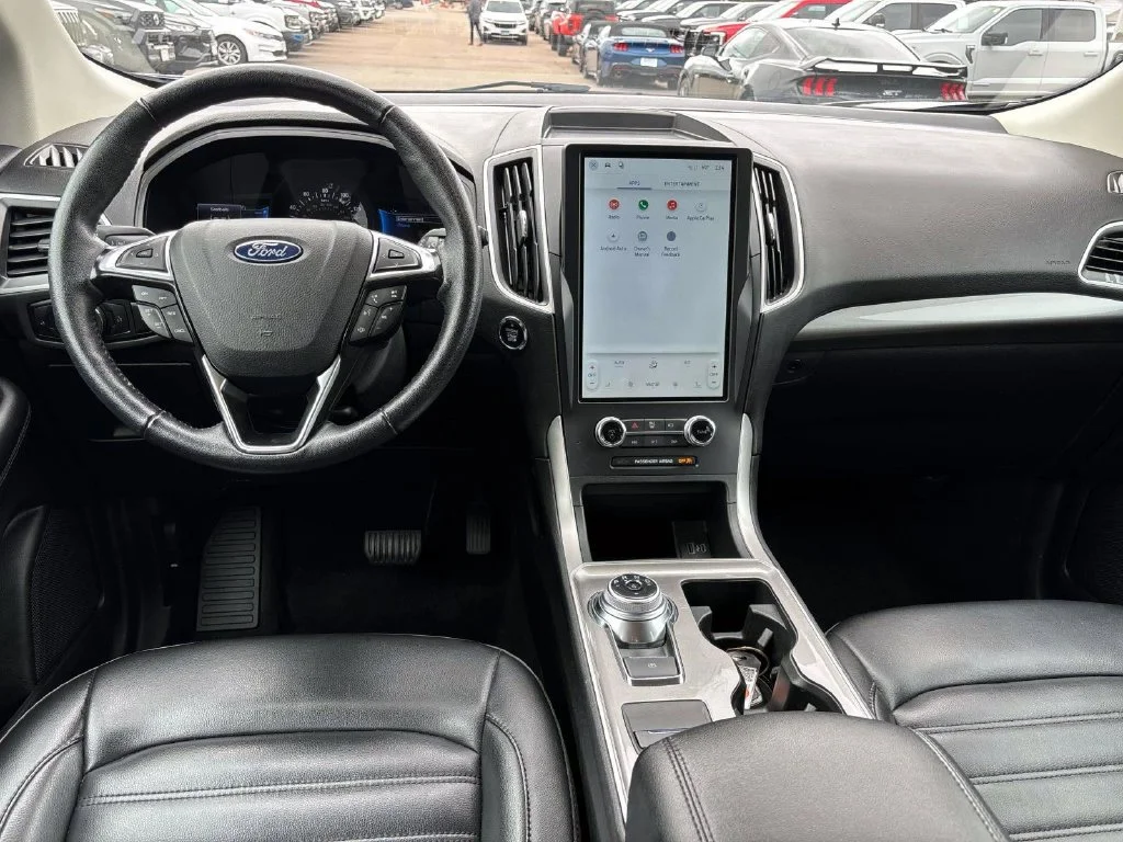 Used 2024 Black Ford SEL image 10