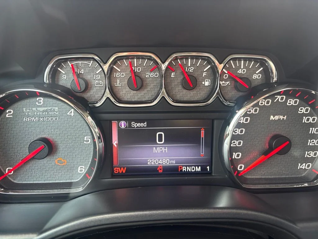 Used 2016 White GMC SLT image 18