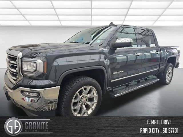 2017 GMC Sierra 4WD Crew Cab Short Box SLT's photo