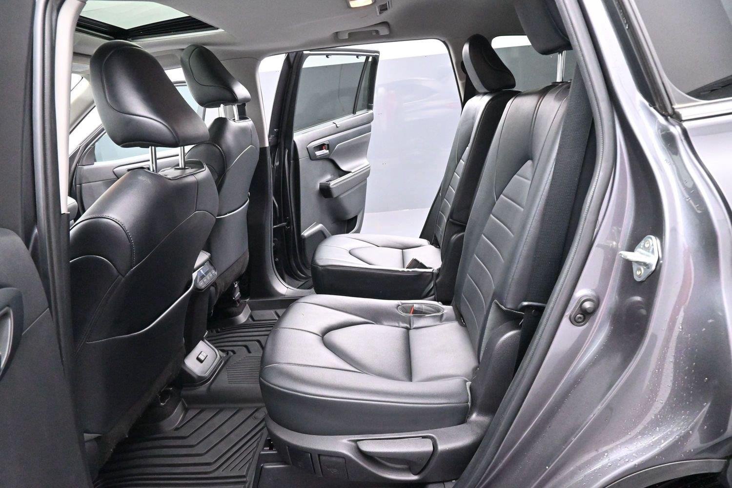 Used 2022 Magnetic Gray Metallic Toyota XLE image 31