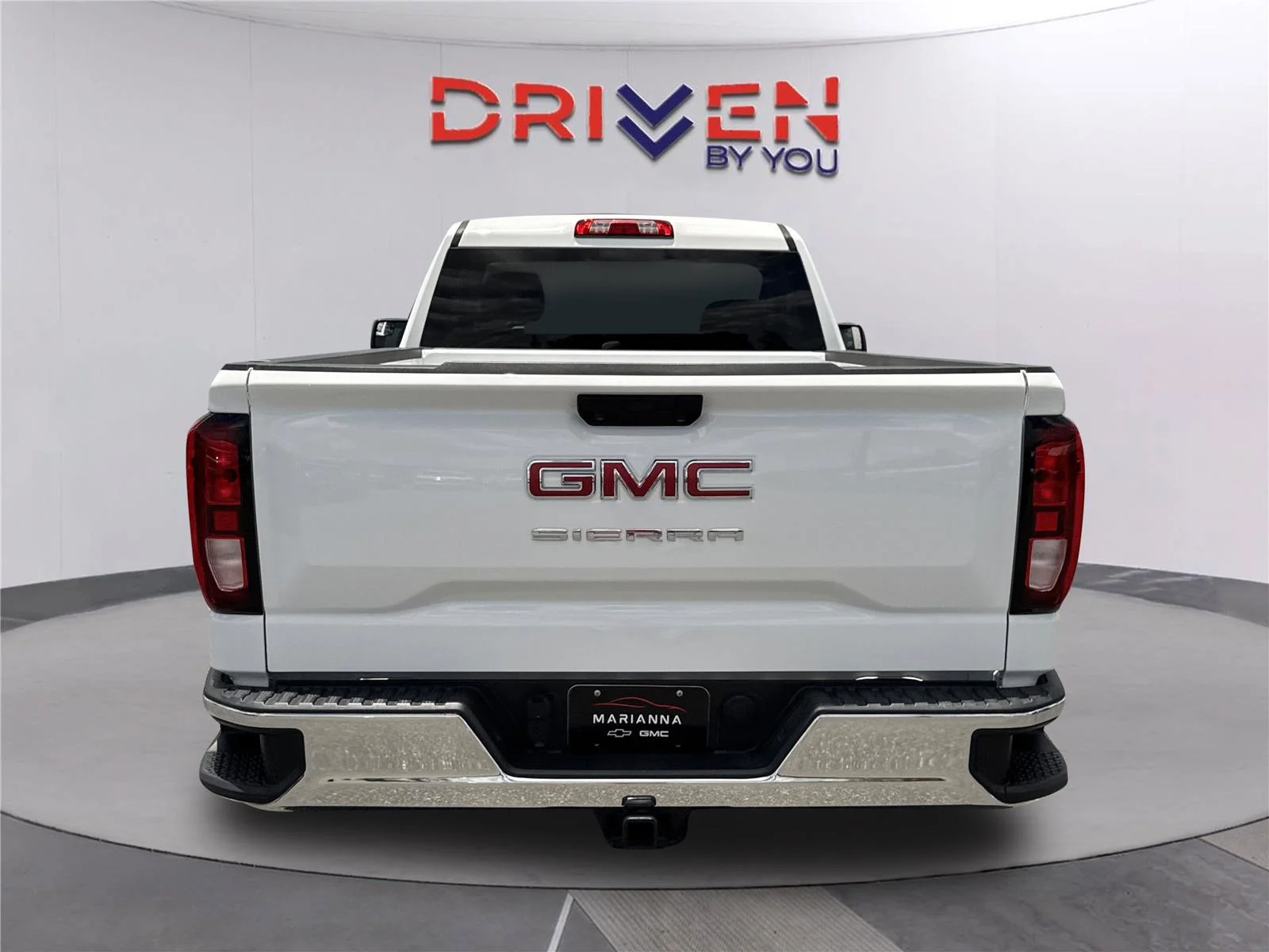 Used 2025 Summit White GMC Pro image 5