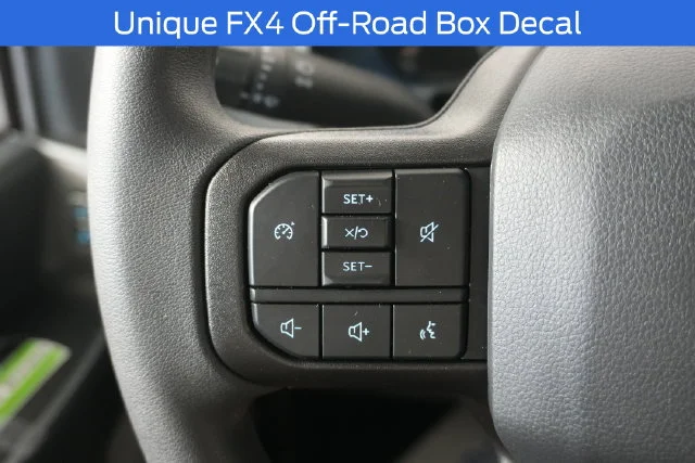 New 2027 Oxford White Ford F-350® XLT image 18
