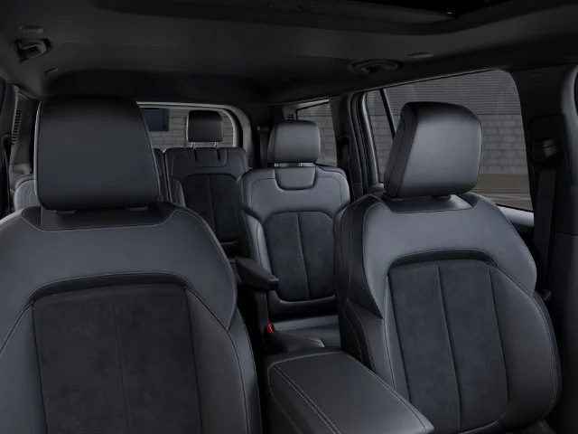 New 2026 White Jeep Altitude image 25