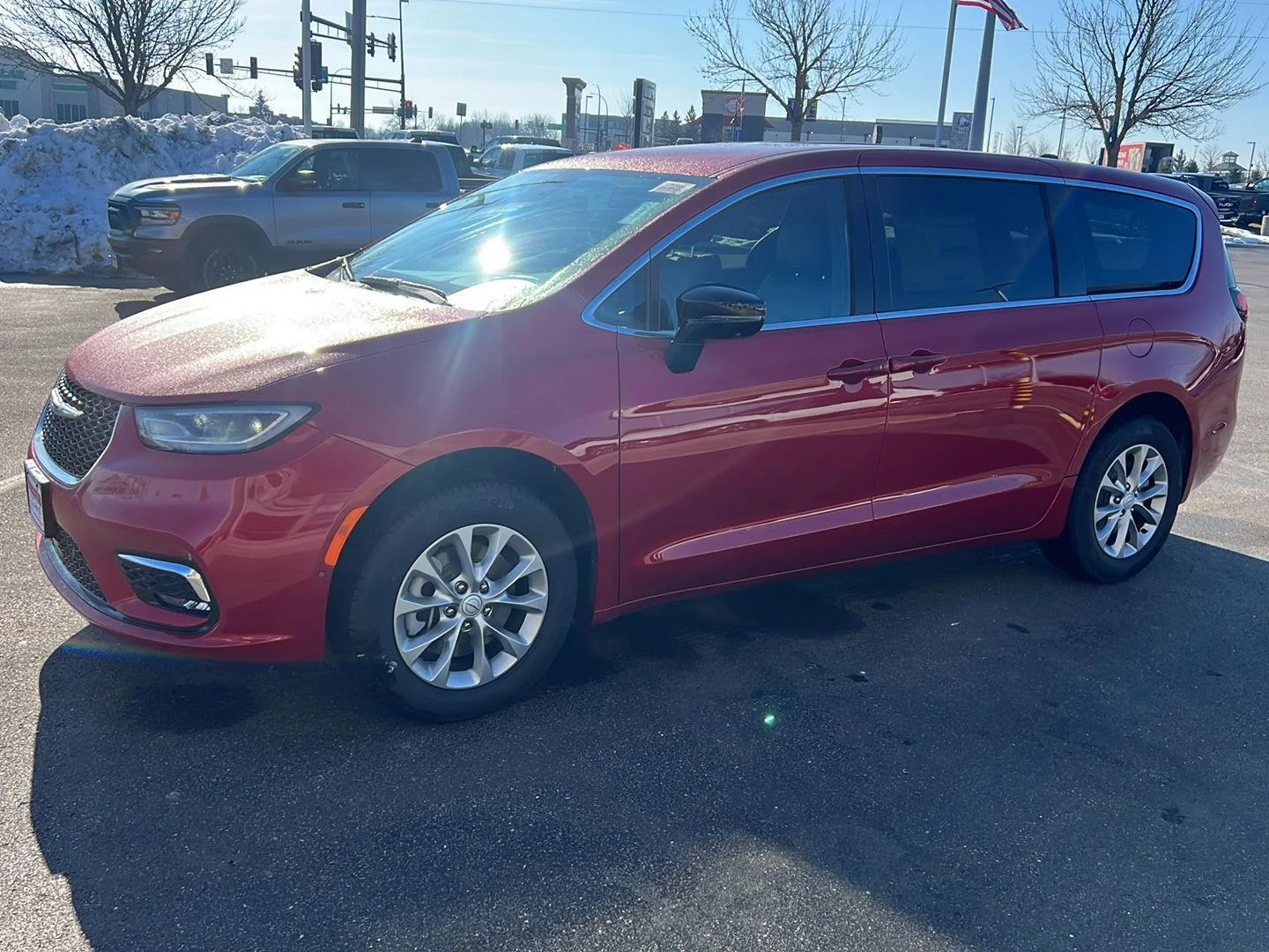 2026 Chrysler Pacifica Select