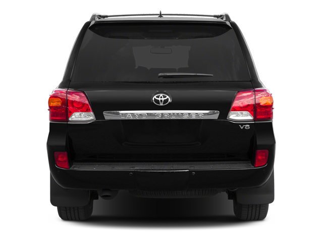 Used 2014 Silver Toyota  image 5