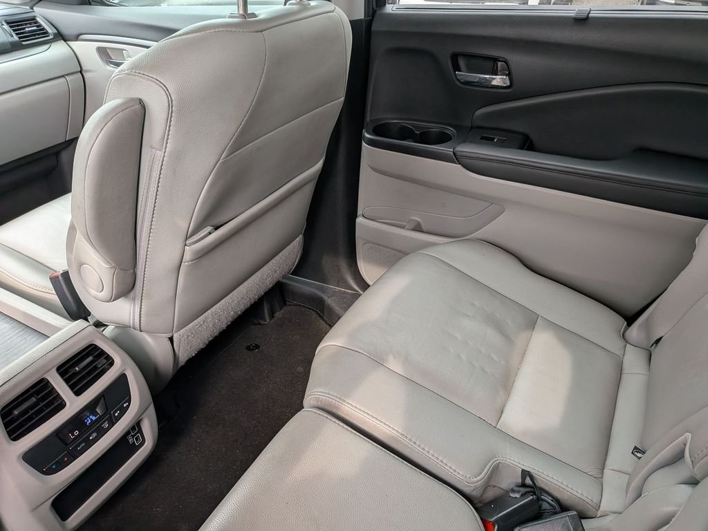 Used 2021 Gray Honda EX-L image 29