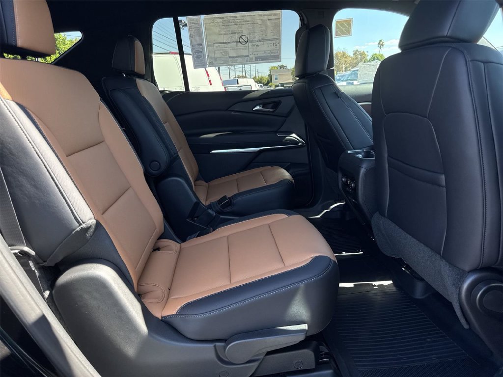 2027 Chevrolet Traverse Z71 - Photo 31