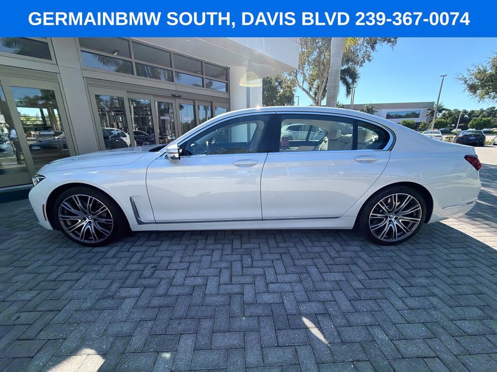 Used 2022 Mineral White Metallic BMW 750i xDrive image 5