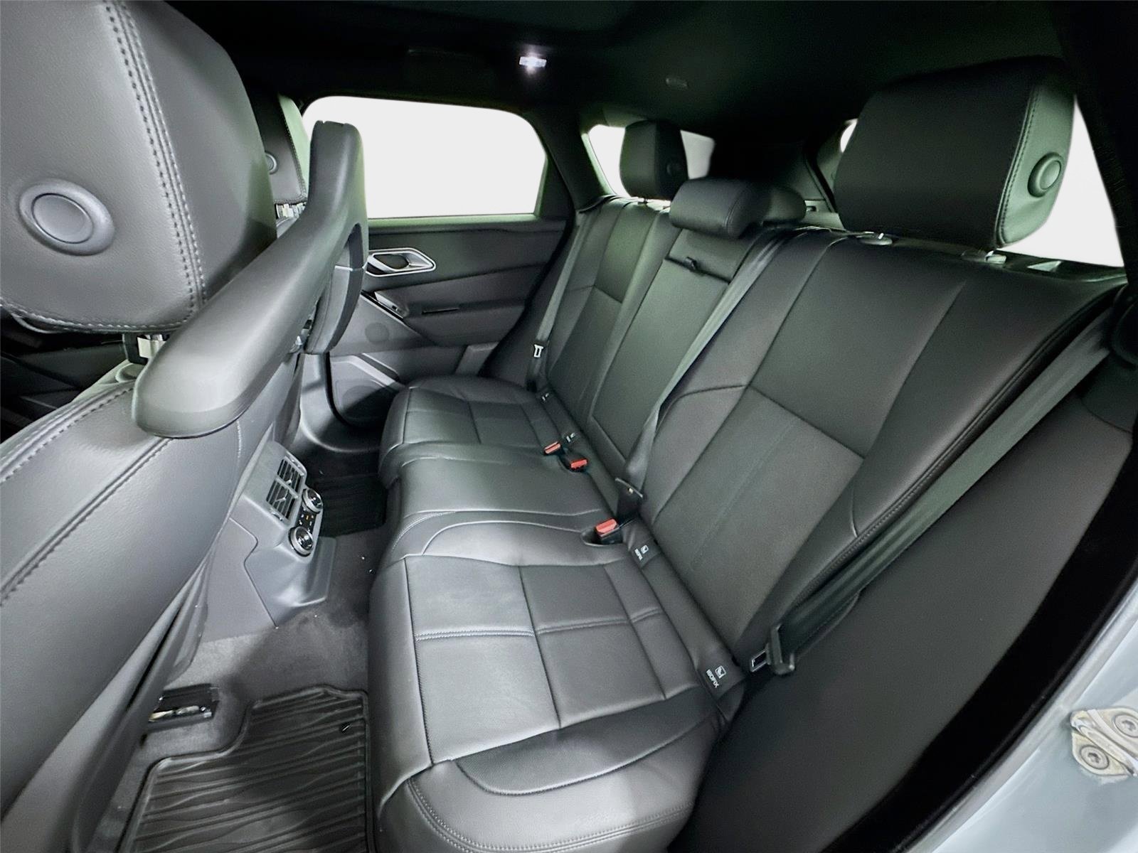 Used 2026 Gray Land Rover Dynamic SE image 24