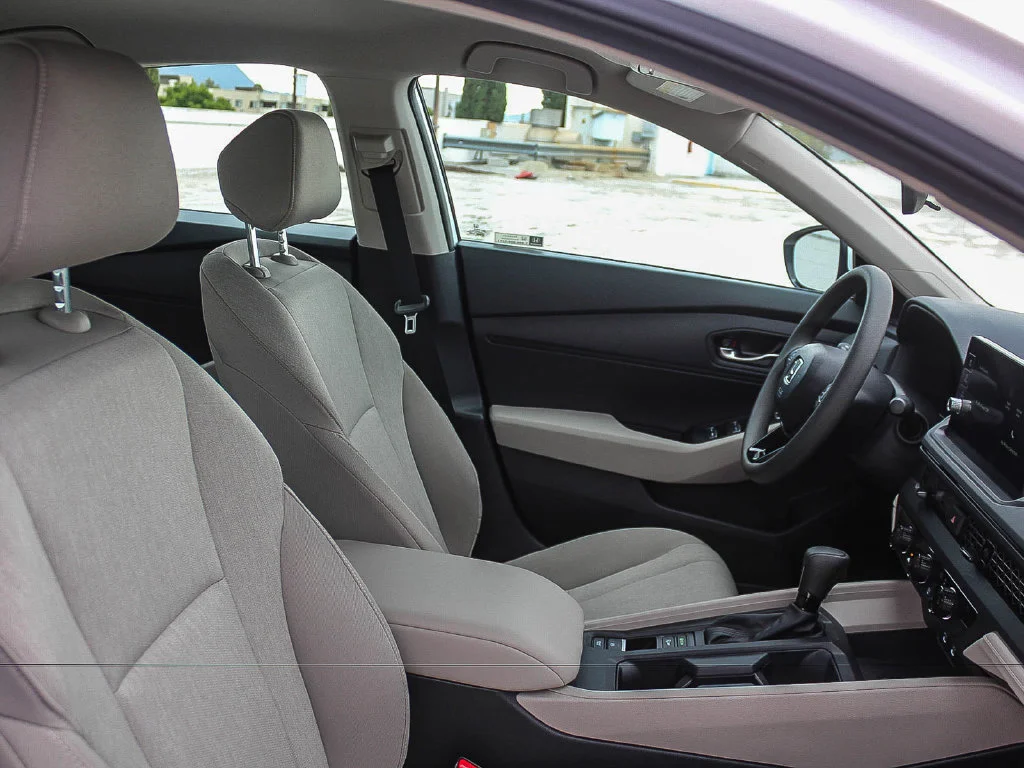 2026 Honda Accord LX - Photo 17