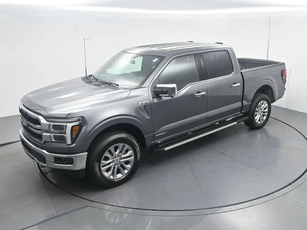 New 2026 Gray Ford Lariat image 42