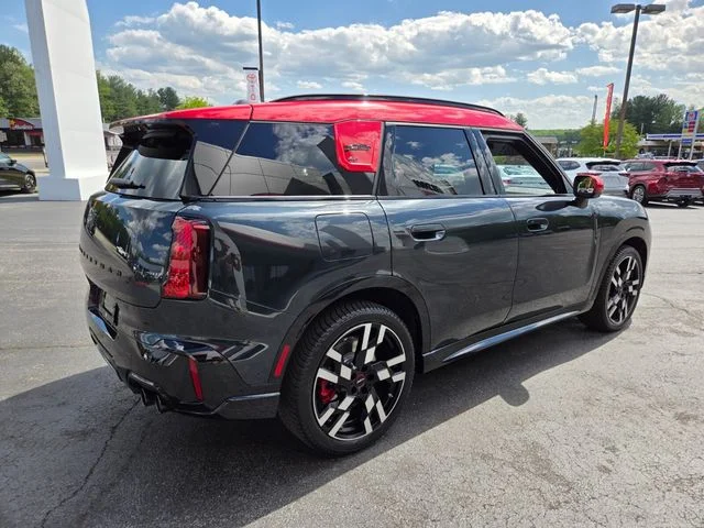 Used 2025 Gray MINI  image 8