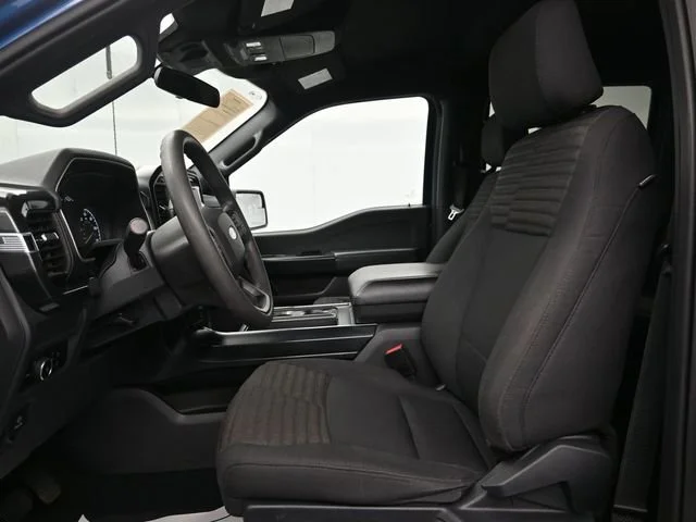 Used 2023 Atlas Blue Metallic Ford XL image 9